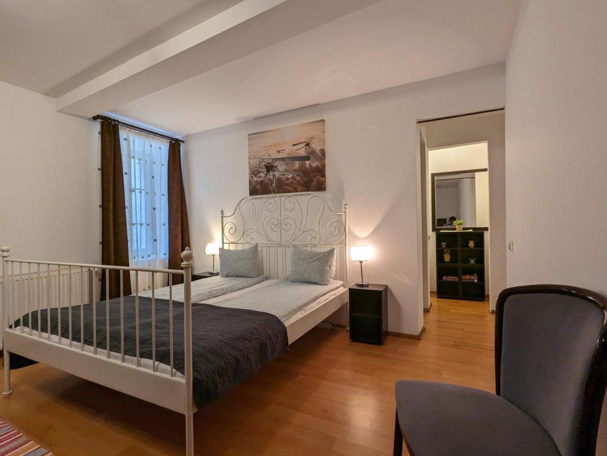 Key Apartments In Main Square Brassó Kültér fotó