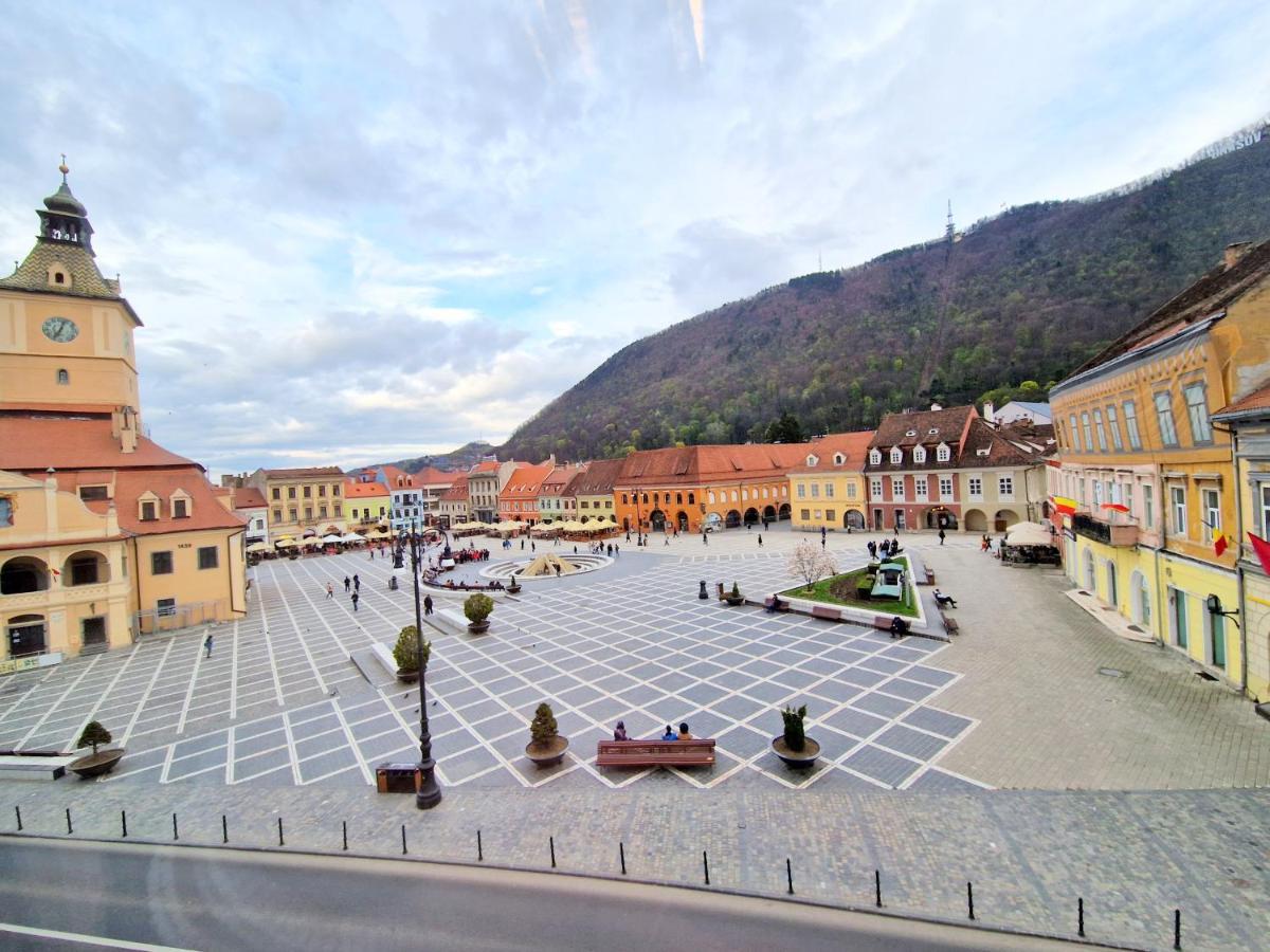 Key Apartments In Main Square Brassó Kültér fotó