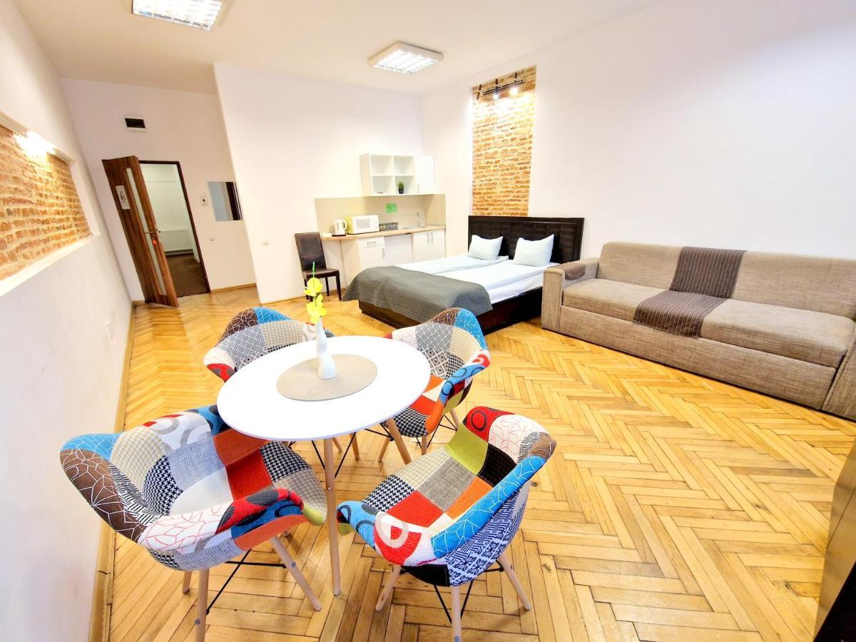 Key Apartments In Main Square Brassó Kültér fotó
