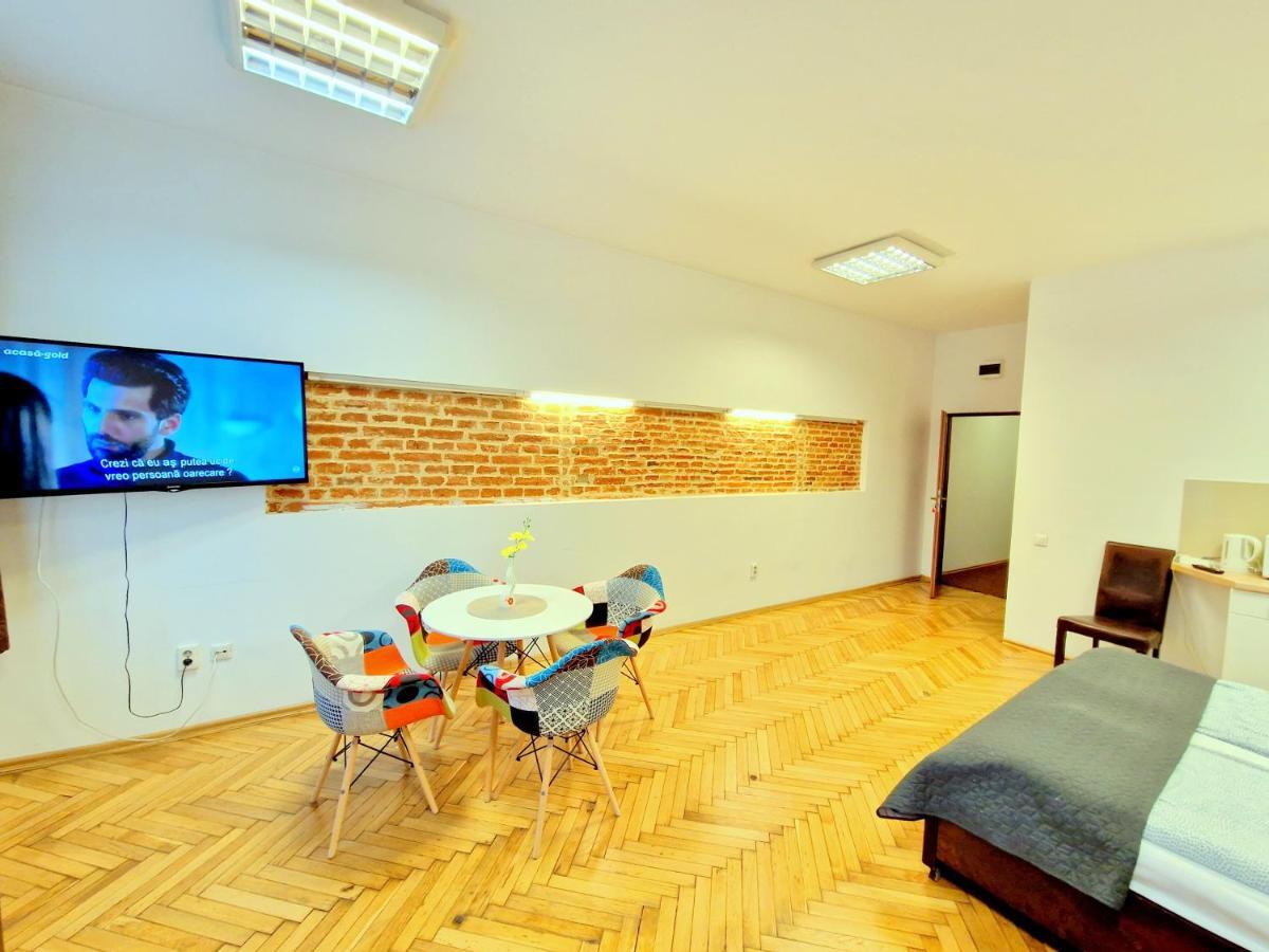 Key Apartments In Main Square Brassó Kültér fotó