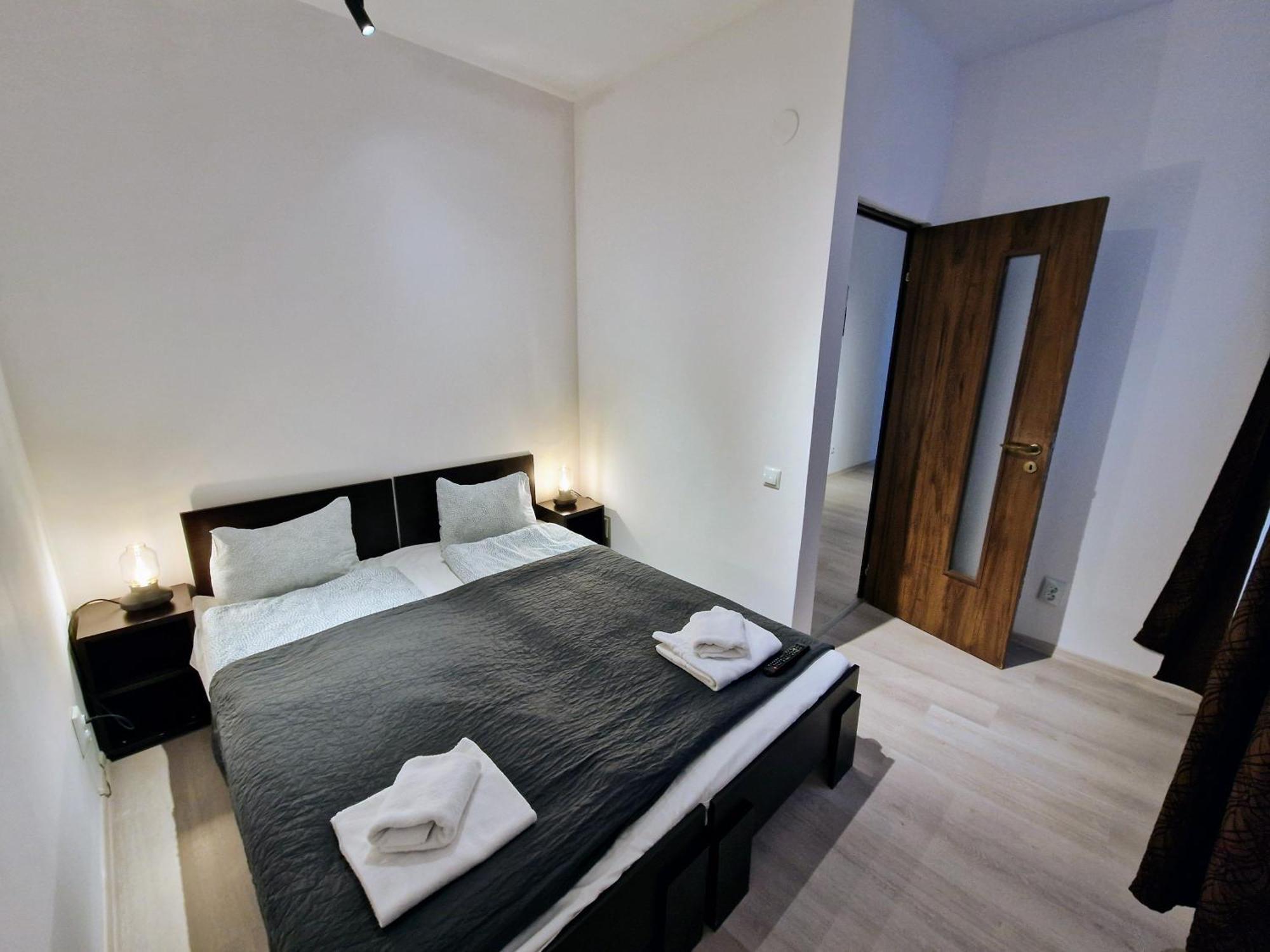 Key Apartments In Main Square Brassó Kültér fotó
