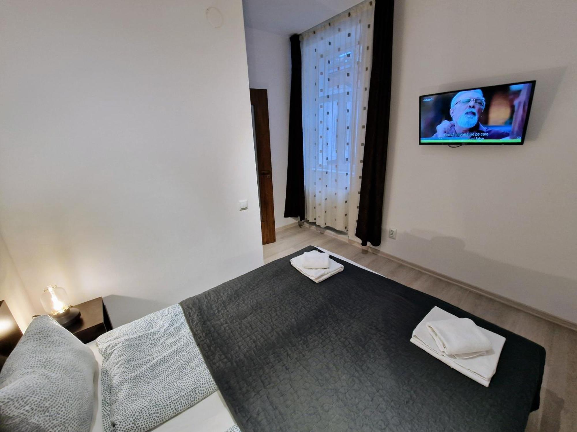Key Apartments In Main Square Brassó Kültér fotó
